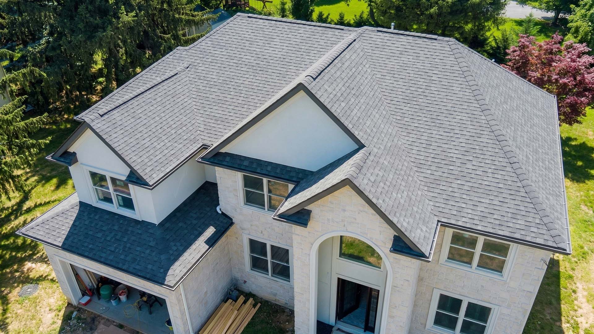 Roof Top Asphalt Shingles